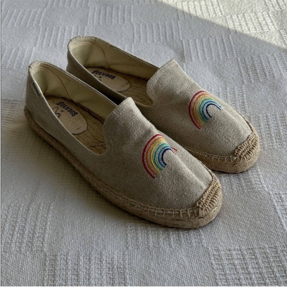 Soludos Smoking Espadrille with Rainbow design 
size 9.5